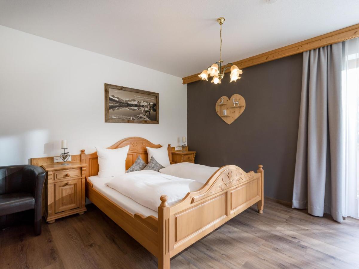 Landhaus Alpenherz Aschau Im Zillertal ภายนอก รูปภาพ